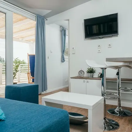 Olive Tree Mobile Homes Apartman Biograd Na Moru