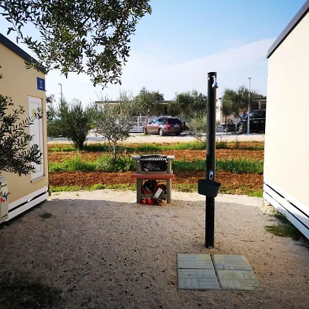 Olive Tree Mobile Homes Apartment Biograd Na Moru